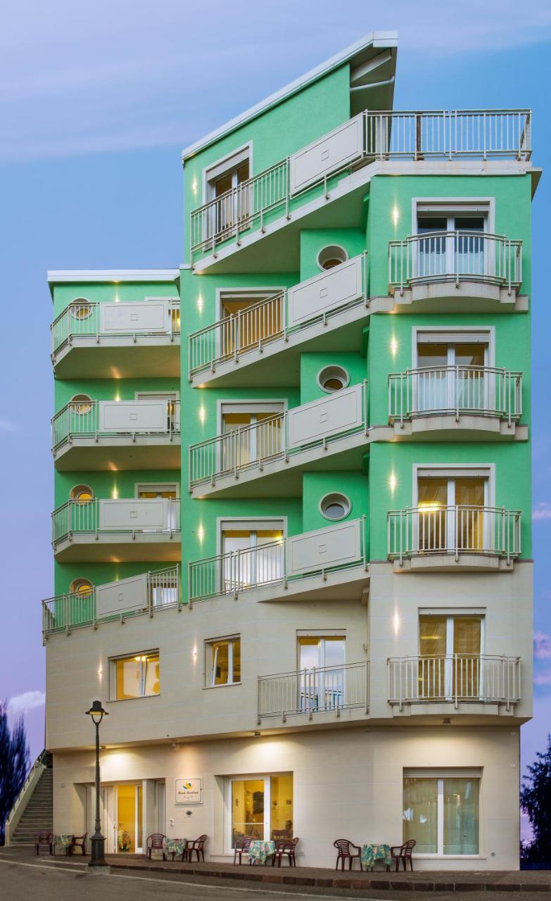 Beach Residence Габичче-Маре Экстерьер фото