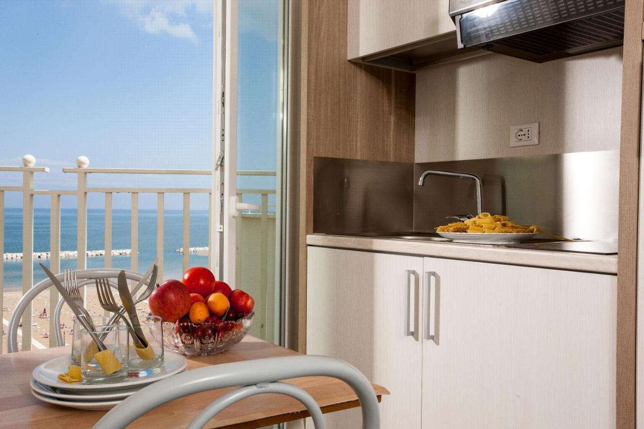 Beach Residence Габичче-Маре Экстерьер фото
